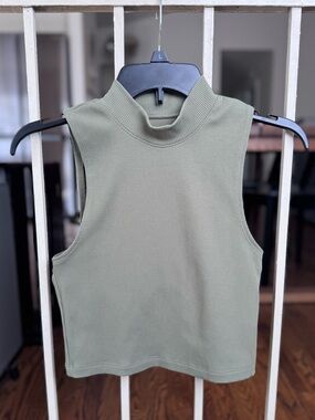 Abercrombie & Fitch Olive Green Ribbed Mock Neck Crop Top